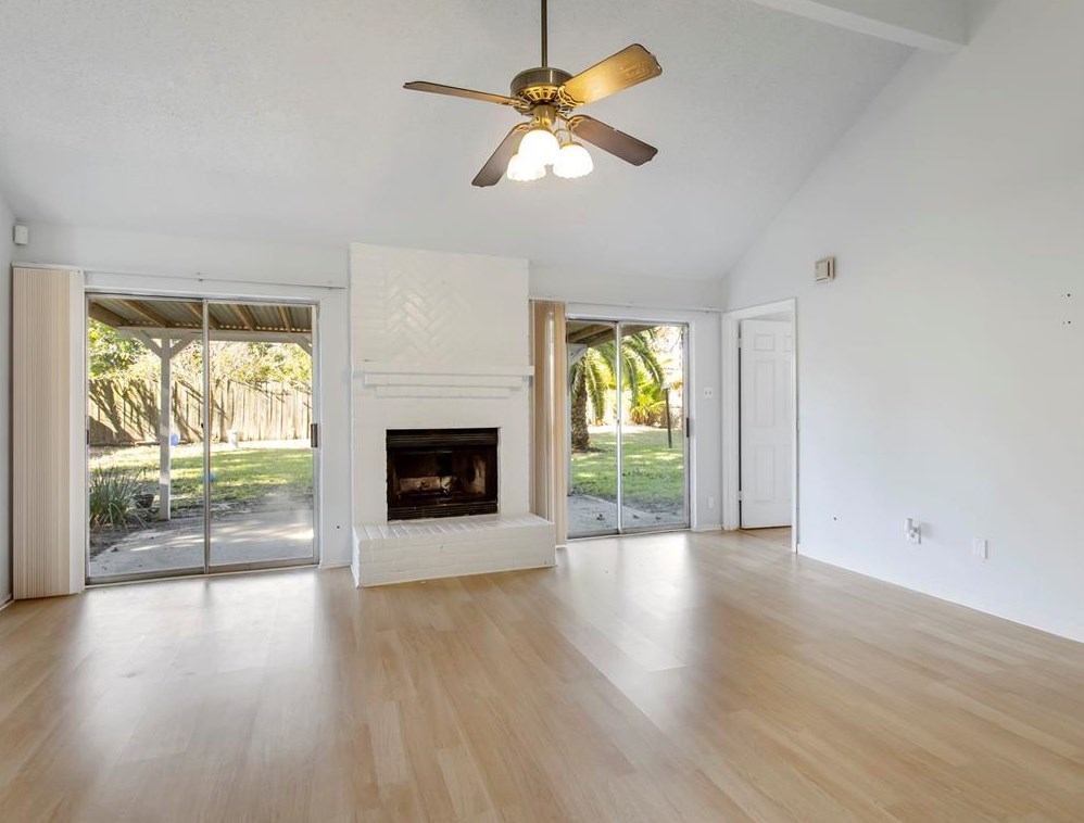 9222 Jan Glen Ln, Spring, TX 77379-3845