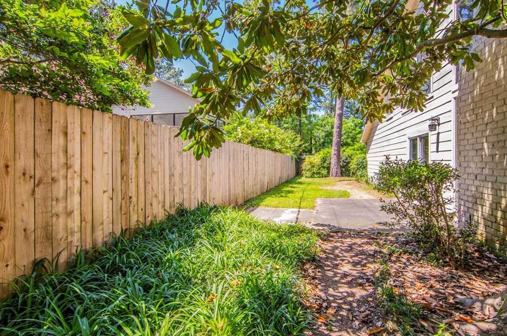 17915 Vintage Wood Ln, Spring TX  77379-3946 exterior