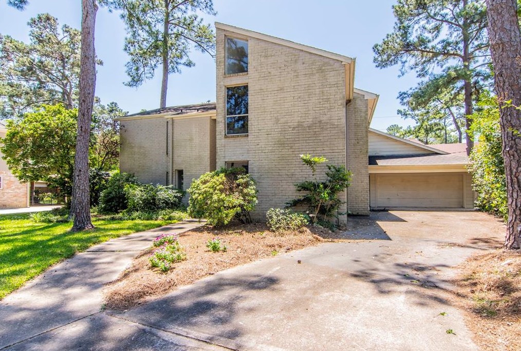 17915 Vintage Wood Ln, Spring, TX 77379