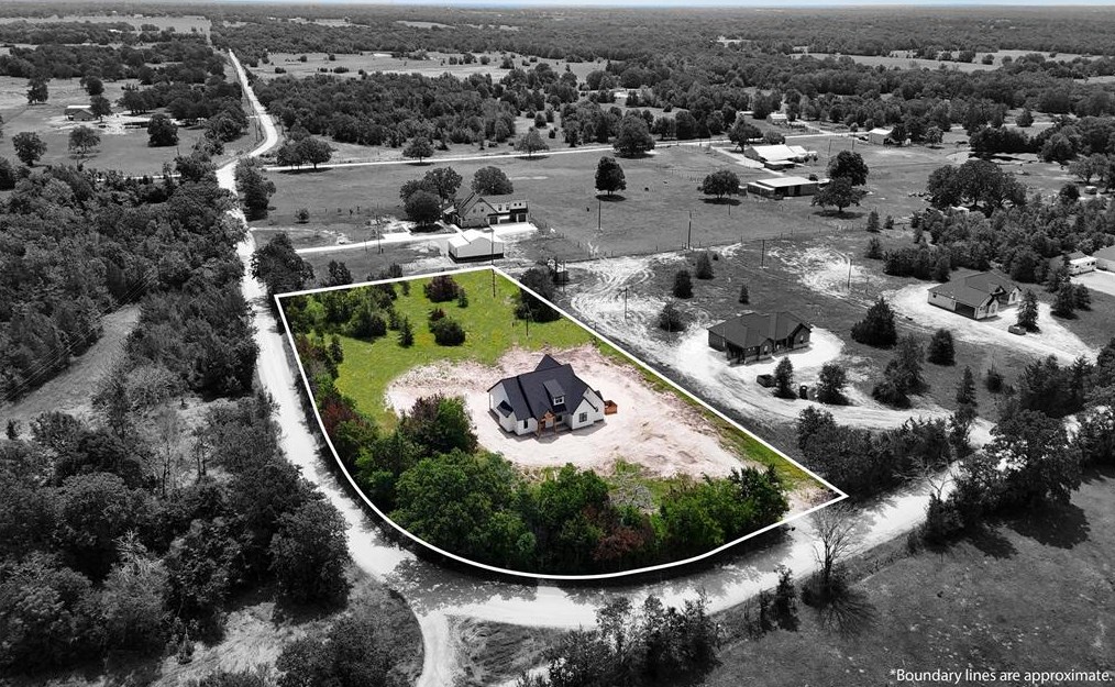 14471 Bundic Rd, Cottonwood, TX 77872-7015