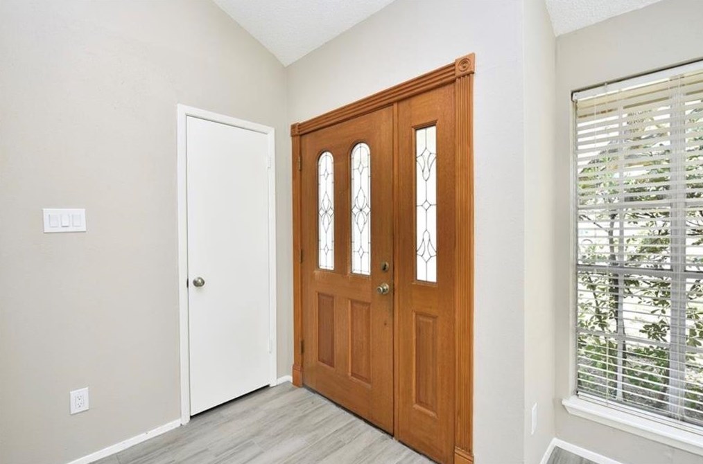 10119 Early Spring Dr, Houston, TX 77064