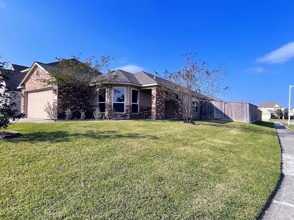 9897 Expedition Trl, Conroe, TX 77385