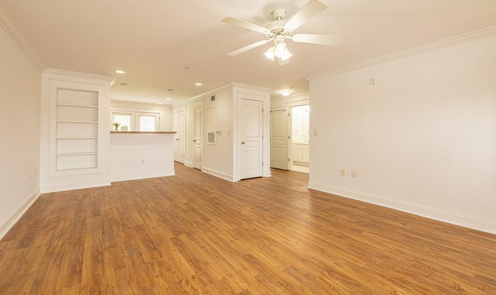 1725 Harvey Mitchell Pkwy S #1613, College Station, TX 77840