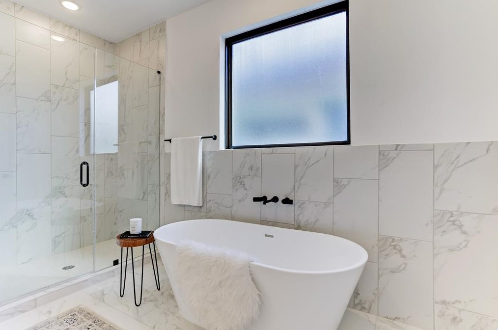 308 40 St, Houston TX 77022-4741 exterior