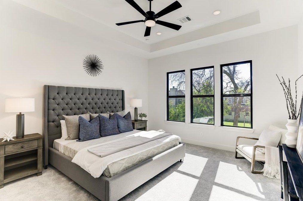 308 40 St, Houston TX 77022-4741 exterior