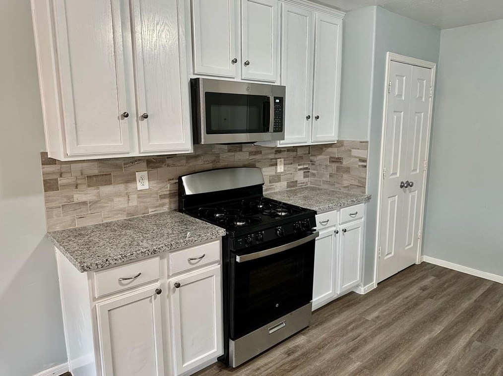 6211 Winter Oak St, Pearland, TX 77584
