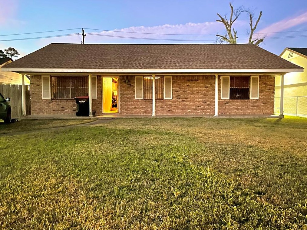 4739 Sandydale Ln, Houston, TX 77039-3605