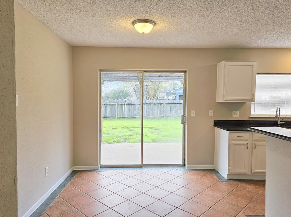 6103 Wolfboro Dr, Houston TX  77041-5872 exterior
