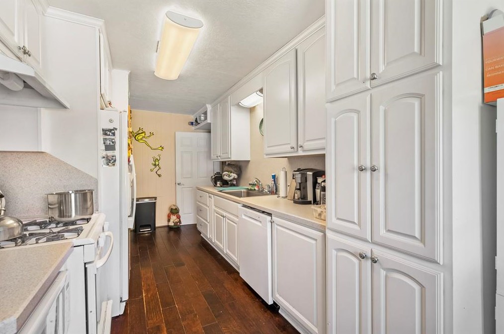 3100 Tennessee Ave, Bryan, TX 77803-1038