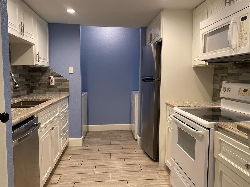 14777 Wunderlich Dr Apt 301, Houston, TX 77069