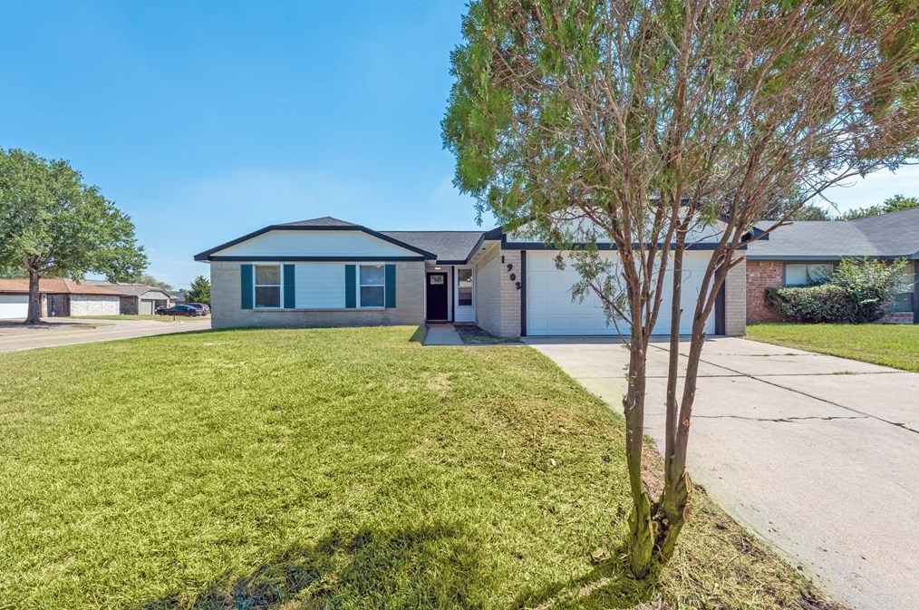 1903 Quail Feather Ct, Missouri City, TX 77489-3087