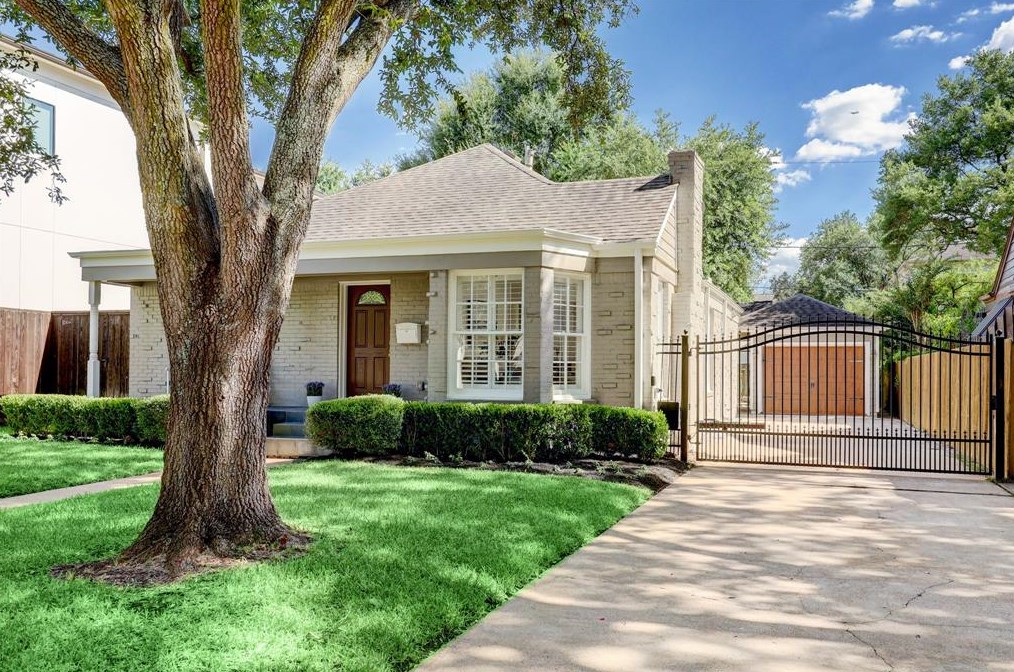 4005 Rice Blvd, Houston, TX 77005-2741