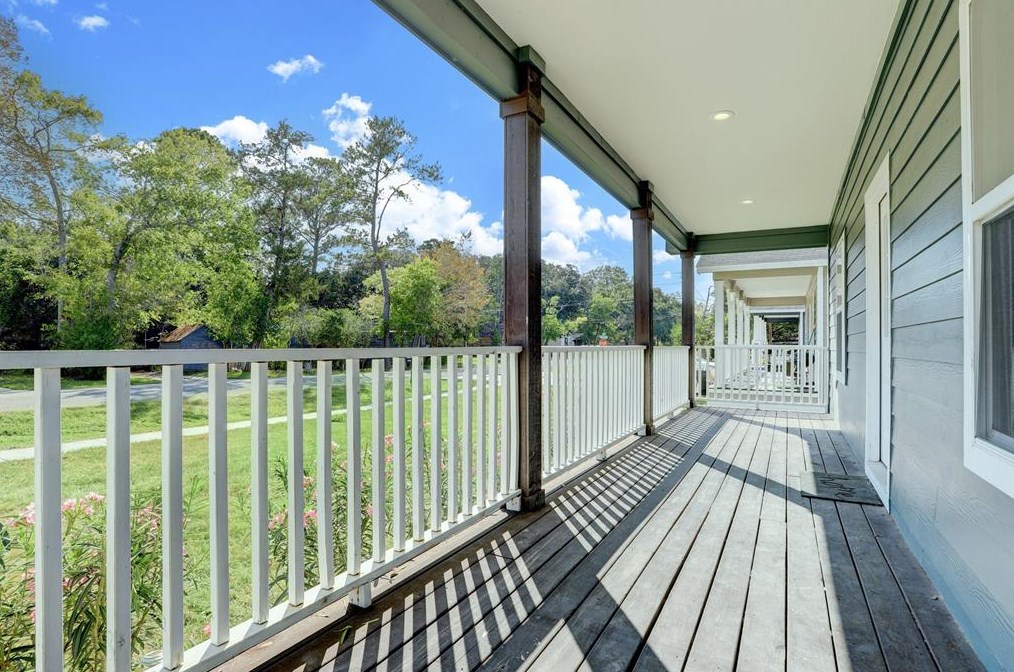 1610 Willis St, Alvin, TX 77511-5869