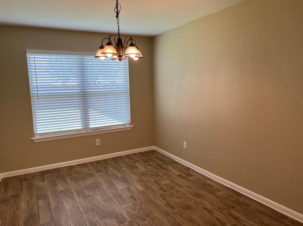 714 Heatherton Hill Ln, Houston TX  77047-2975 exterior