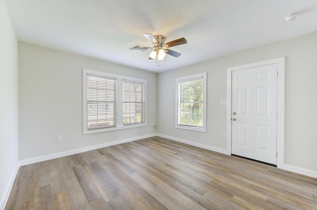 4111 Dabney St, Houston TX  77026-4128 exterior