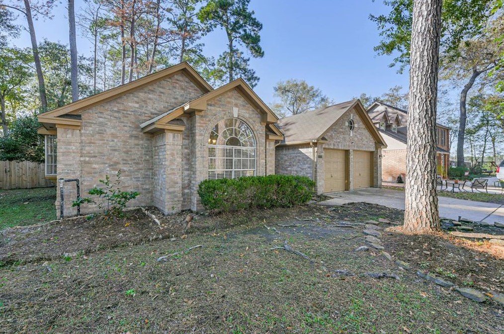 5507 Village Springs Dr, Humble, TX 77339