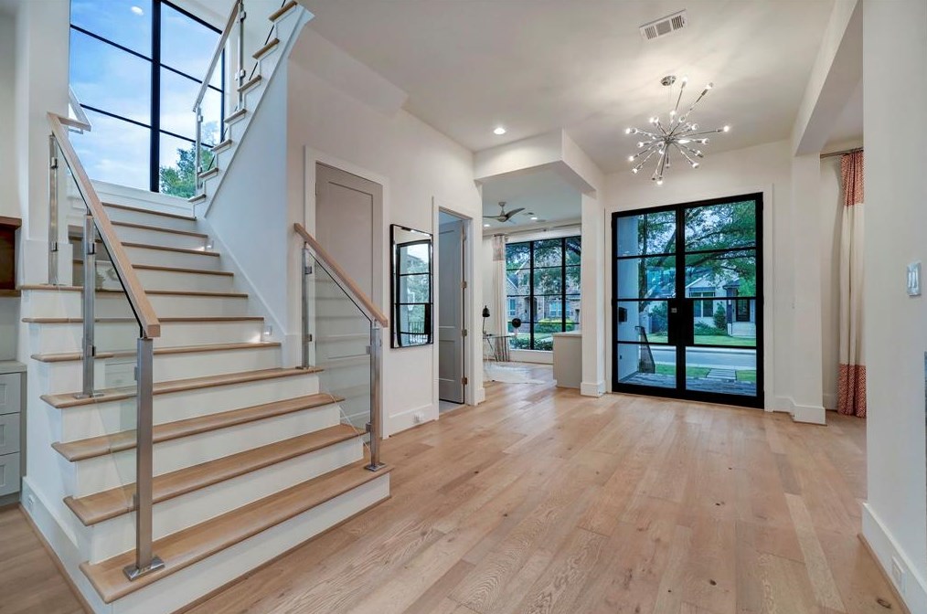 4122 Tartan Ln, Houston TX  77025-2920 exterior