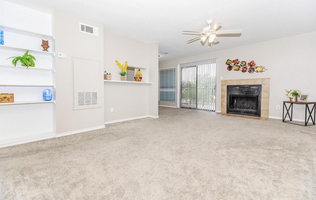 13150 N Bissonnet St #1002, Houston, TX 77099