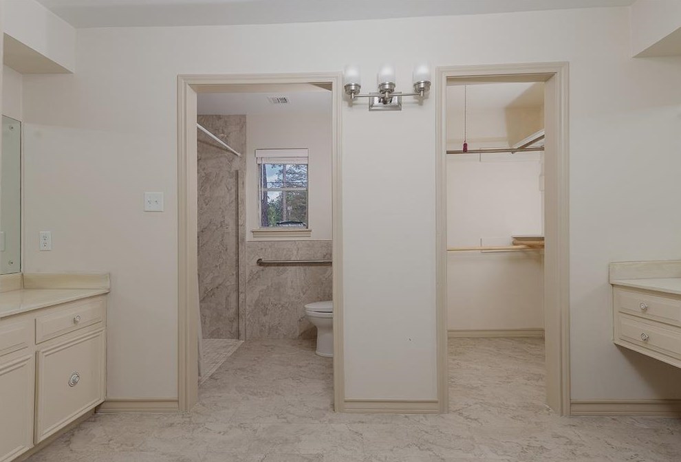 5418 Pebble Spg Dr, Houston TX 77066-2541 exterior