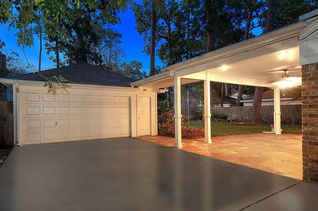 5418 Pebble Spg Dr, Houston TX 77066-2541 exterior