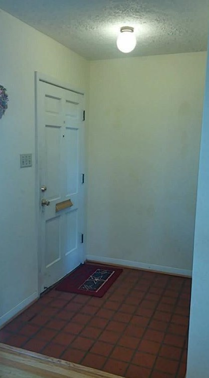 8110 Bob White Dr, Houston, TX 77074-6113