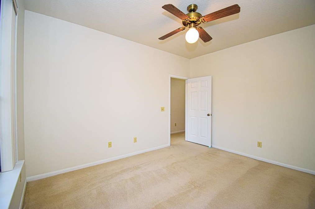 11319 Chestnut Wood Trl, Houston TX  77065-3353 exterior