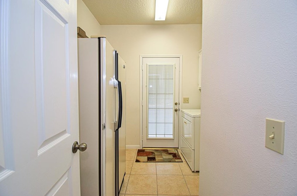 11319 Chestnut Wood Trl, Houston TX  77065-3353 exterior