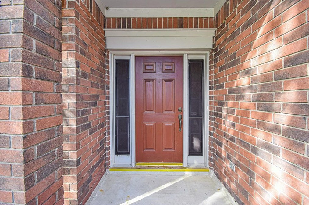 11319 Chestnut Wood Trl, Houston TX  77065-3353 exterior