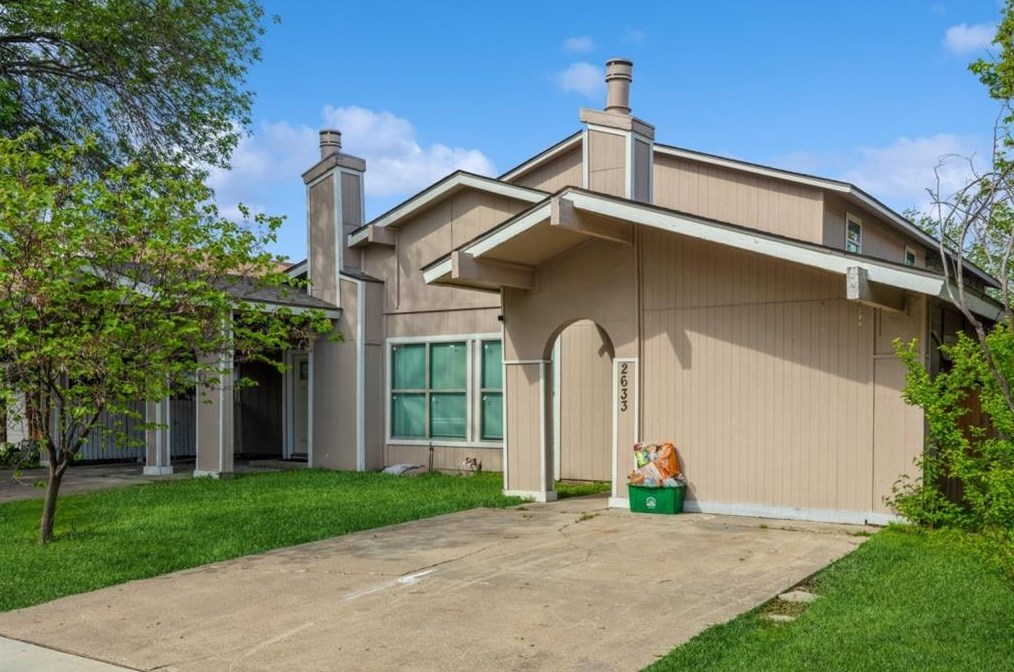 2633 Isbella Dr, Grand Prairie, TX 75052-5383