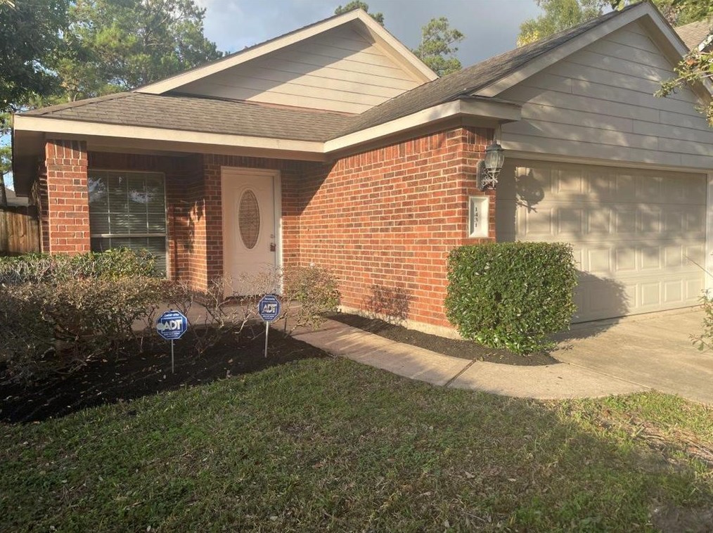 1431 Rocky Glen Ln, Spring TX  77373-7889 exterior