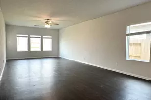 4315 Maple Root Ln, Pinehurst, TX 77362 - Photo 16