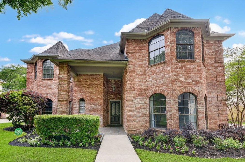 17610 Hidden Forest Dr, Spring, TX 77379-8762