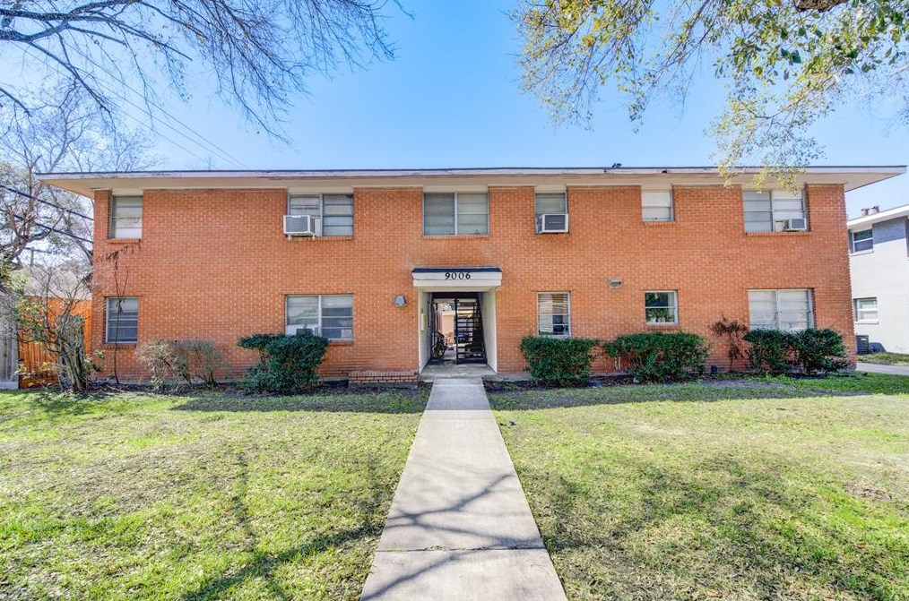 9006 Ilona Ln #3, Houston, TX 77025