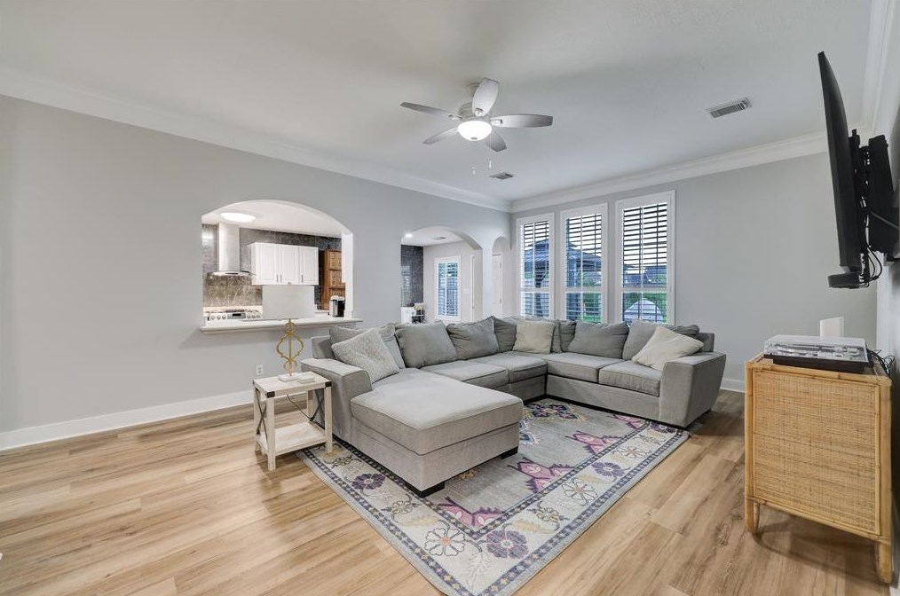 11006 Desert Springs Cir, Houston, TX 77095