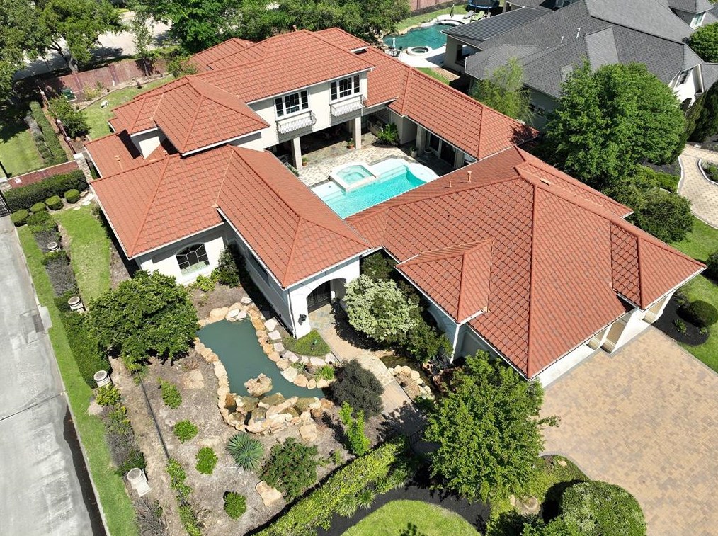 11 Lake Sterling Gate Dr, Spring, TX 77379-7205