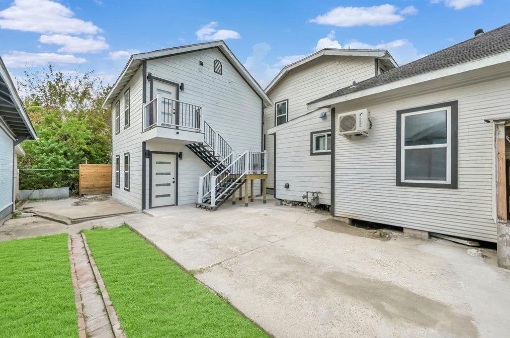 2304 Chapman St #3, Houston, TX 77009