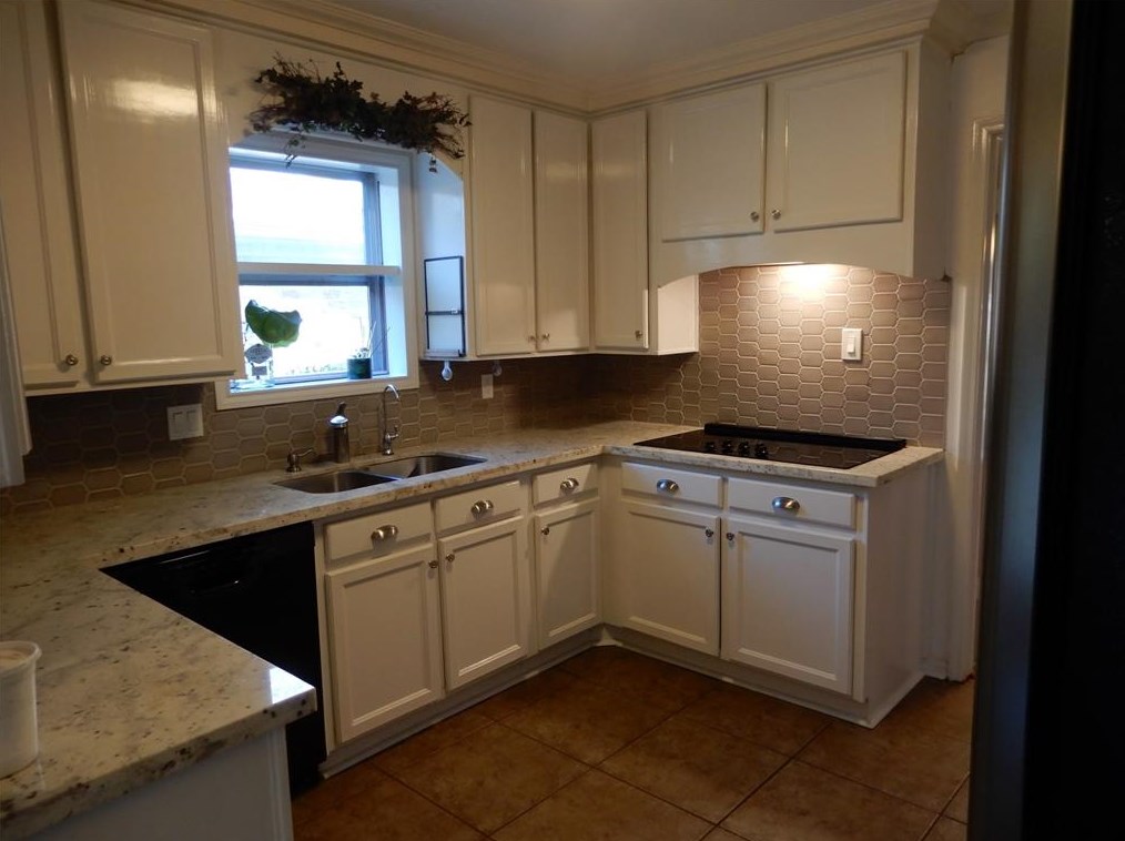 12042 Sturdivant St, Stafford, TX 77477