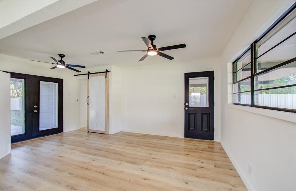 7811 Trentway St, Houston TX  77040-6117 exterior