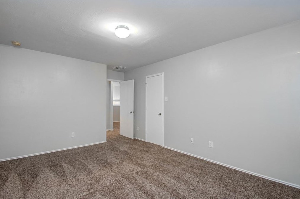 2814 Copeland Ml Ln, Houston TX  77047-2506 exterior