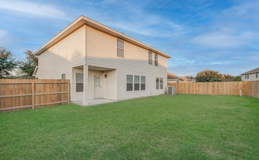 2814 Copeland Ml Ln, Houston TX  77047-2506 exterior