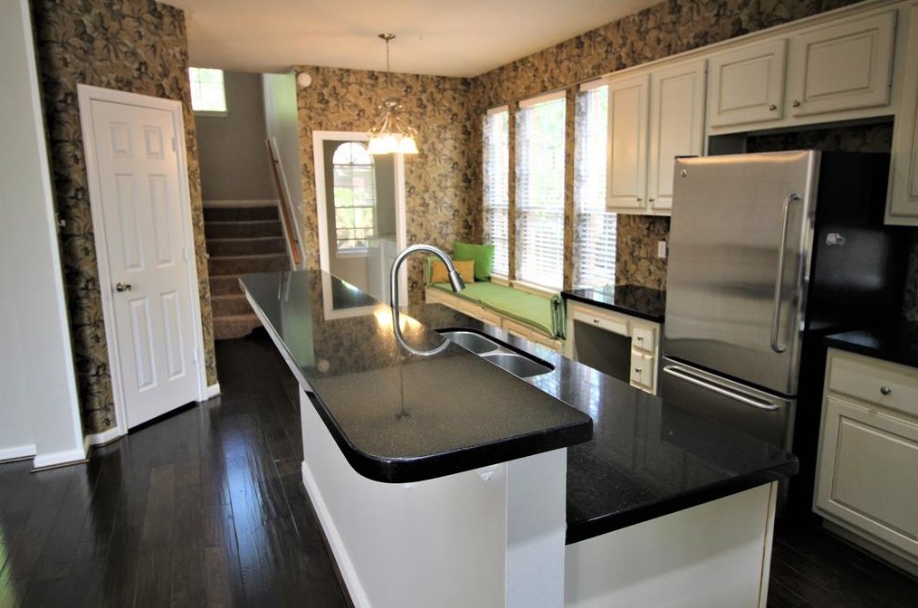 154 Elm Cres, Spring TX  77382-1047 exterior