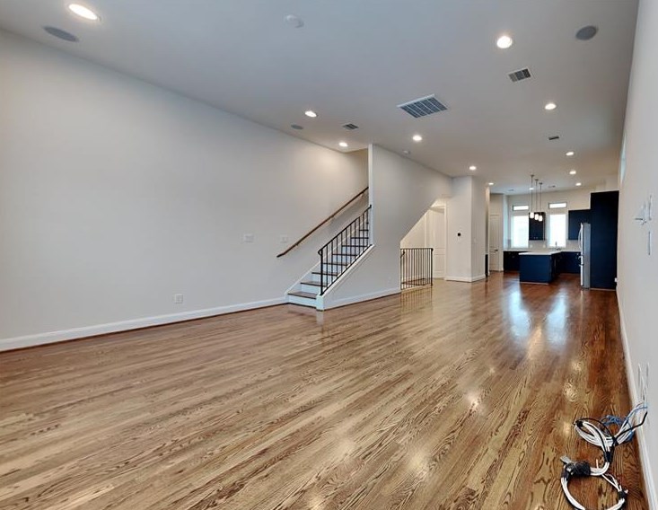 1261 Bonner St, Houston, TX 77007-3510