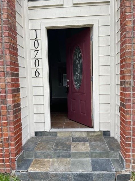 10706 Williston Dr, Houston, TX 77065