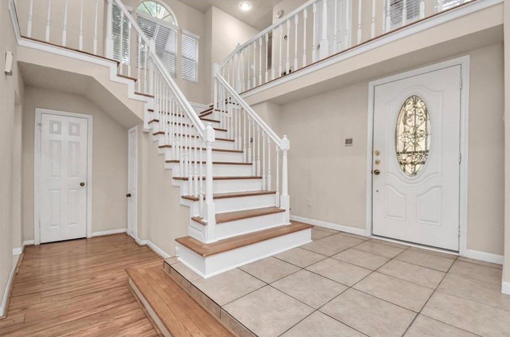 2914 Skypark Dr, Houston, TX 77082-2032