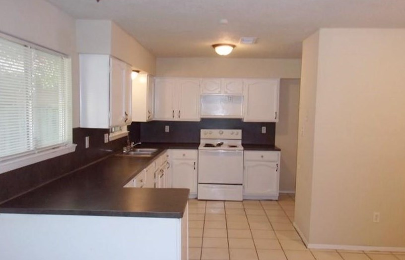 22518 Sleepygate Dr, Spring, TX 77373
