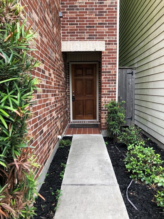 3659 Main Plaza Dr, Houston, TX 77025