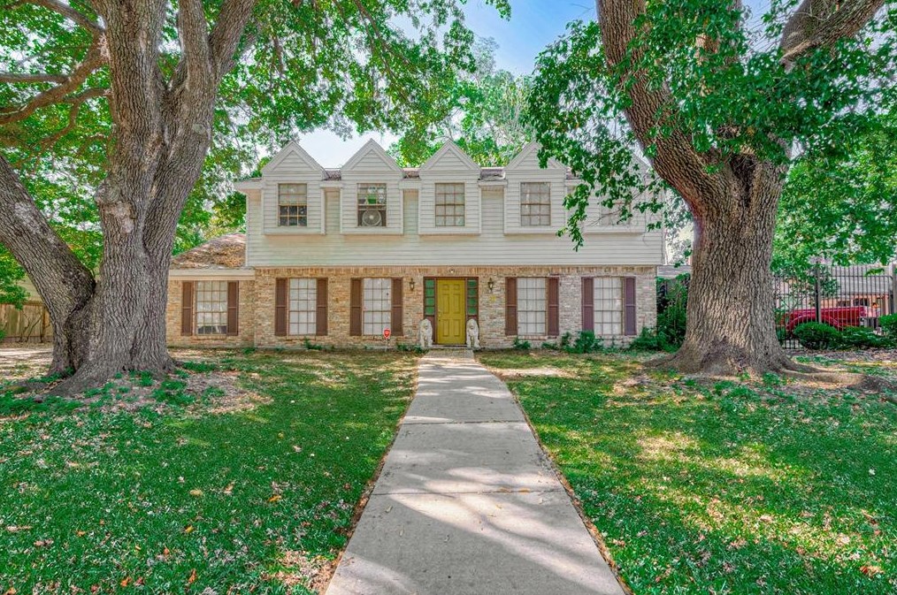 5106 Theall Rd, Houston TX  77066-2314 exterior