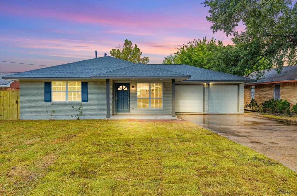 522 Beresford St, Houston, TX 77015-2802