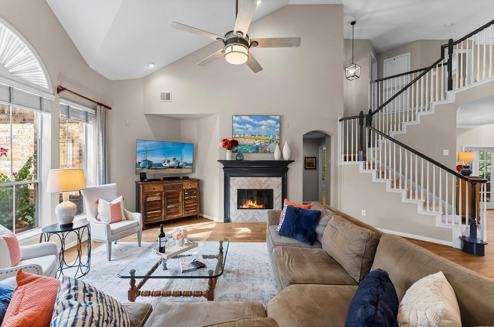 59 Dulcet Holw Cir, Spring TX 77382-1754 exterior