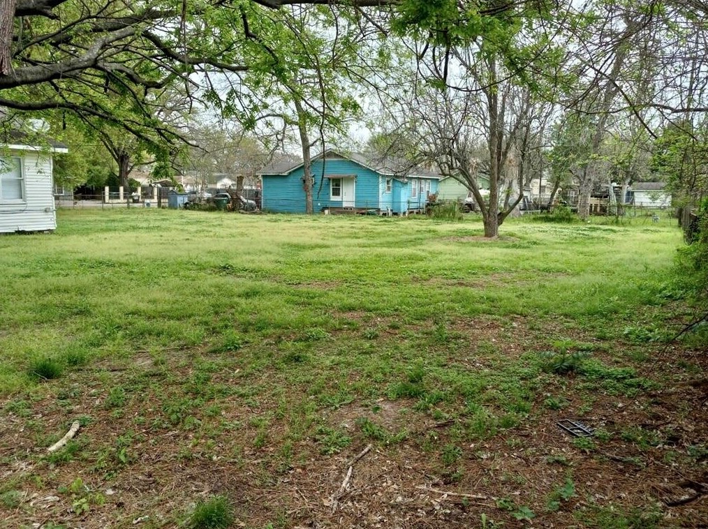810 Mayford, Houston TX  77076-2840 exterior